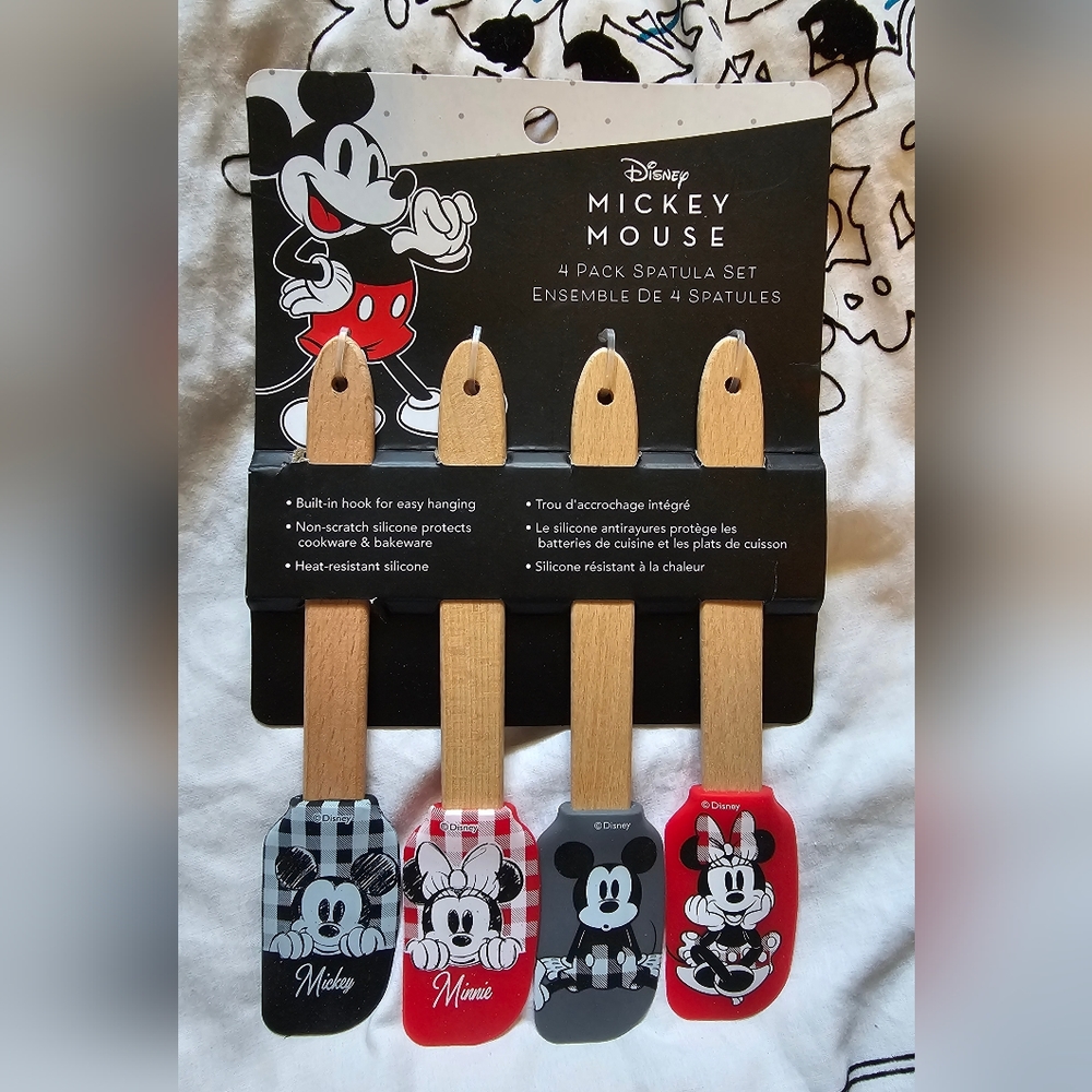 COPY - 🎁3 for $20 🎁 disney mickey mouse 4 pack spatula set (NWT)